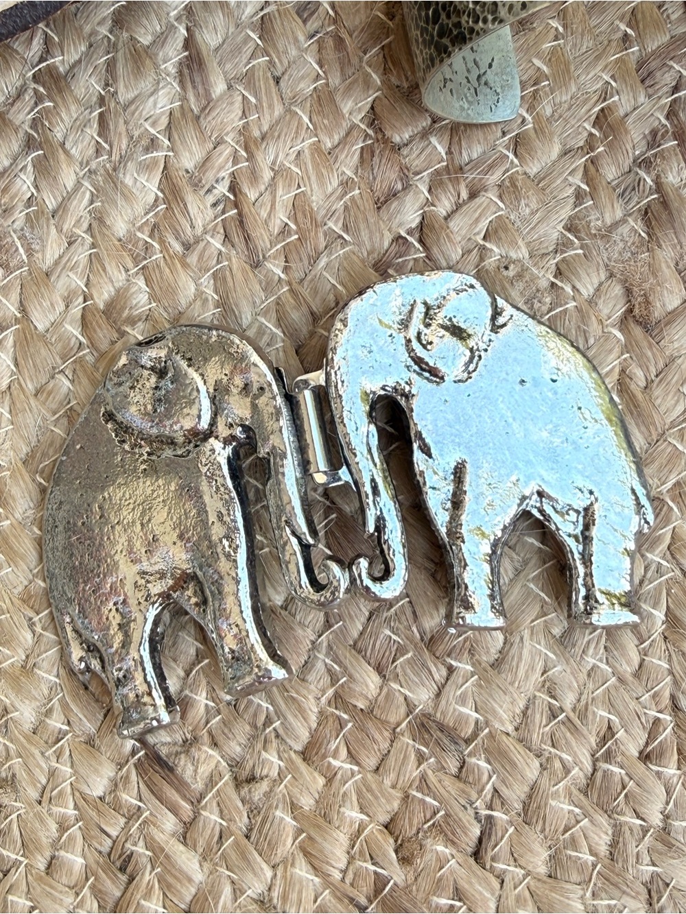 Silver Tone Hinged Elephant Belt Buckle, Cinch, Metal, No Stones, Animal Theme